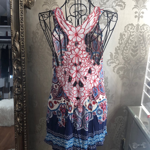 Love Culture Tops - Love Culture Boho Racer Back Tank Size L